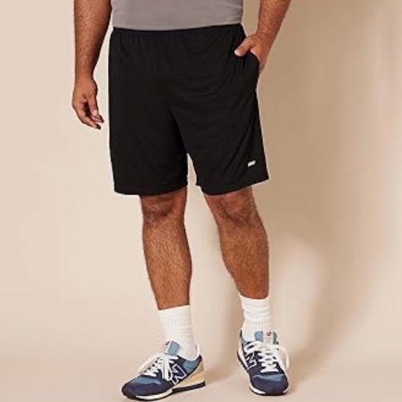 Amazon Essentials Men's Performance Black Tech Loose-Fit Drawstring Shorts S - Picture 1 of 8
